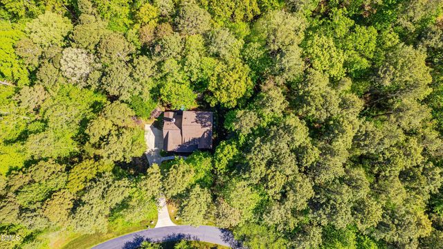 105 Hansen Creek Road, Chapel Hill, NC 27516