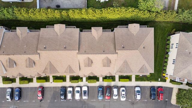 205 Willow Lane, Valley Stream, NY 11580