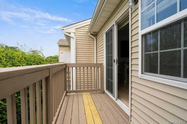 205 Willow Lane, Valley Stream, NY 11580