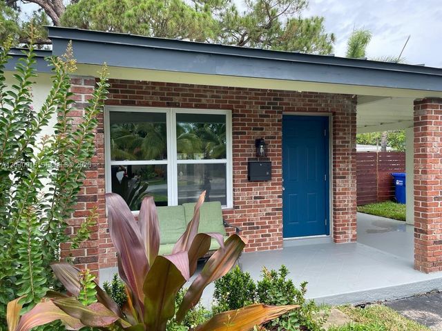 1029 SW 1st Ave, Pompano Beach, FL 33060