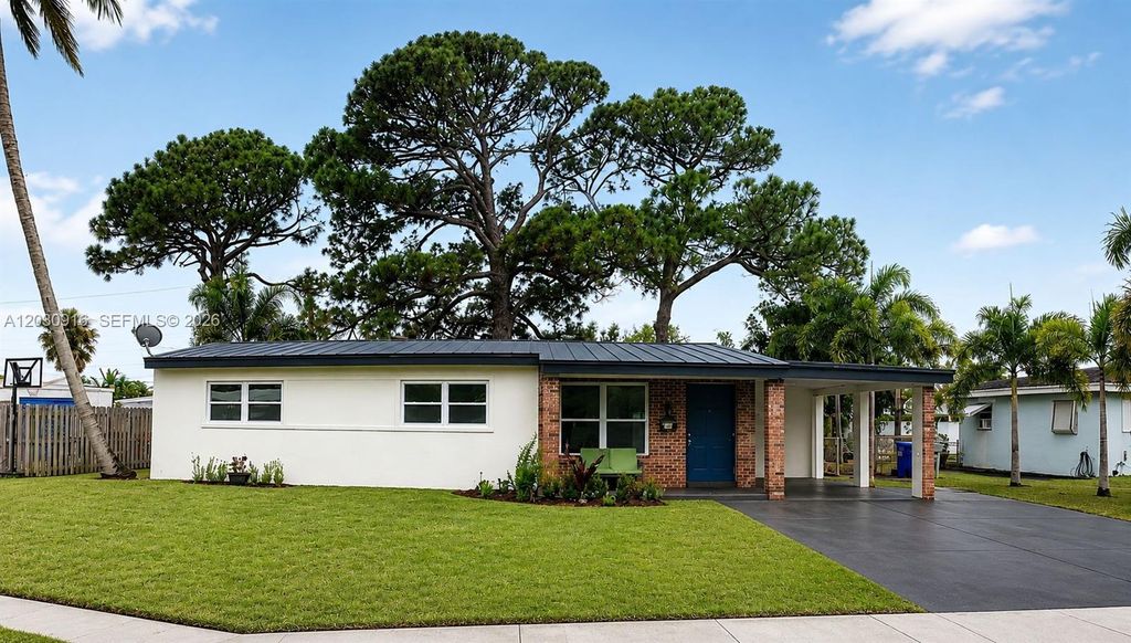 1029 SW 1st Ave, Pompano Beach, FL 33060