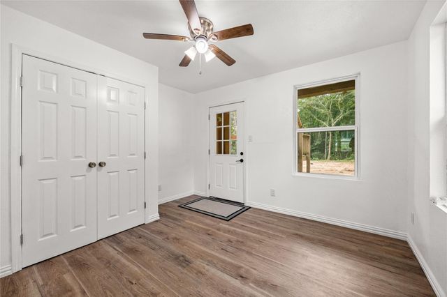 28096 Seven Sisters Road C, New Caney, TX 77357