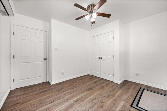 28096 Seven Sisters Road C, New Caney, TX 77357