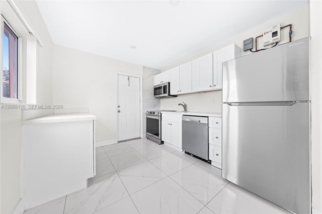 612 NW 10th Terrace A, Fort Lauderdale, FL 33311