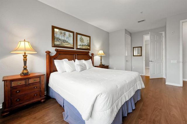 5036 SHOREWAY LOOP 30105, Orlando, FL 32819