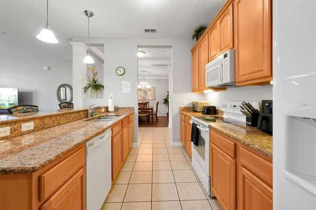 5036 SHOREWAY LOOP 30105, Orlando, FL 32819