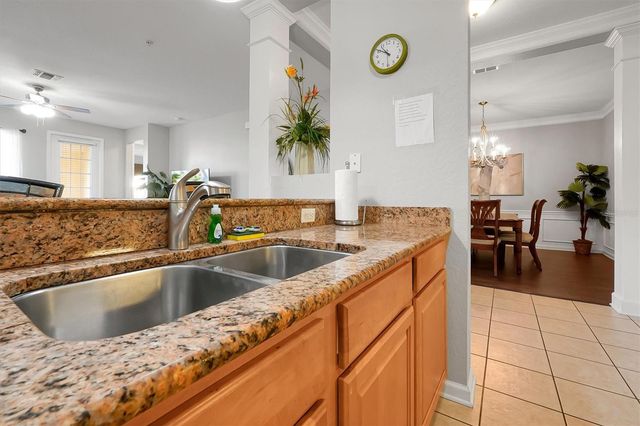 5036 SHOREWAY LOOP 30105, Orlando, FL 32819