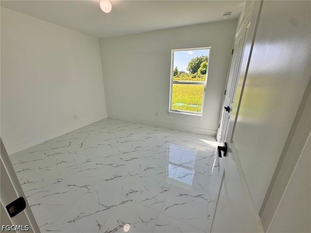 716 Ledge ST, Lehigh Acres, FL 33972