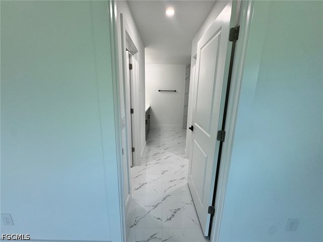 716 Ledge ST, Lehigh Acres, FL 33972