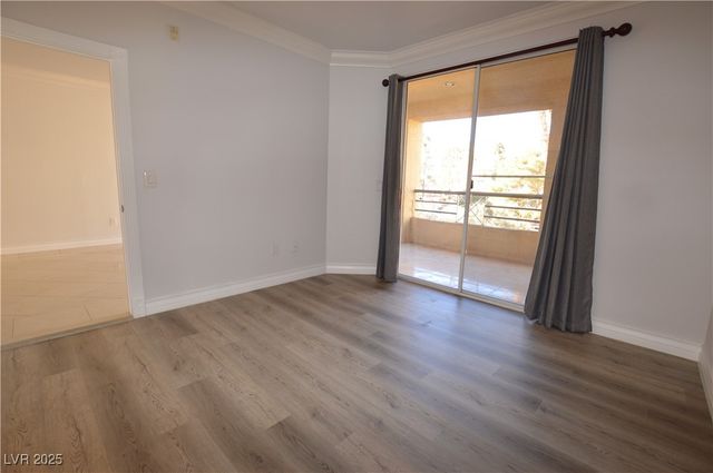 270 East Flamingo Road 205, Las Vegas, NV 89169