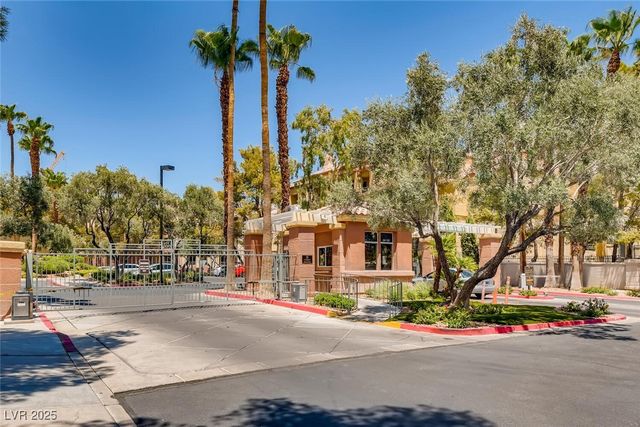 270 East Flamingo Road 205, Las Vegas, NV 89169