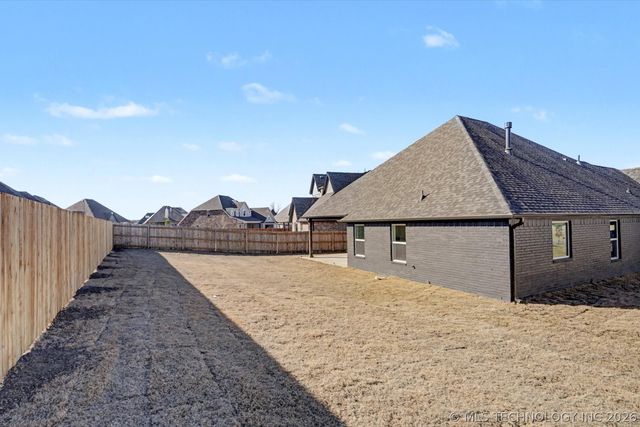 1505 N 71st Street, Broken Arrow, OK 74014