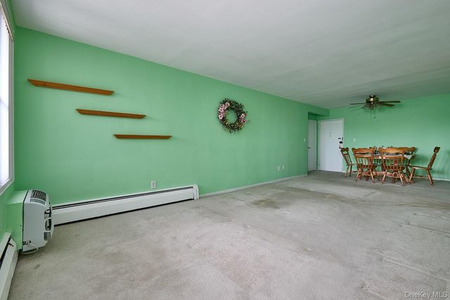 60 Hempstead Avenue 3P, Lynbrook, NY 11563