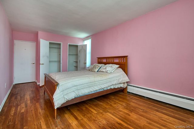 60 Hempstead Avenue 3P, Lynbrook, NY 11563