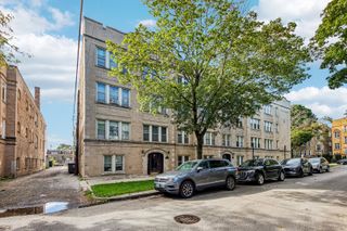 3257 W Olive Avenue 3, Chicago, IL 60659