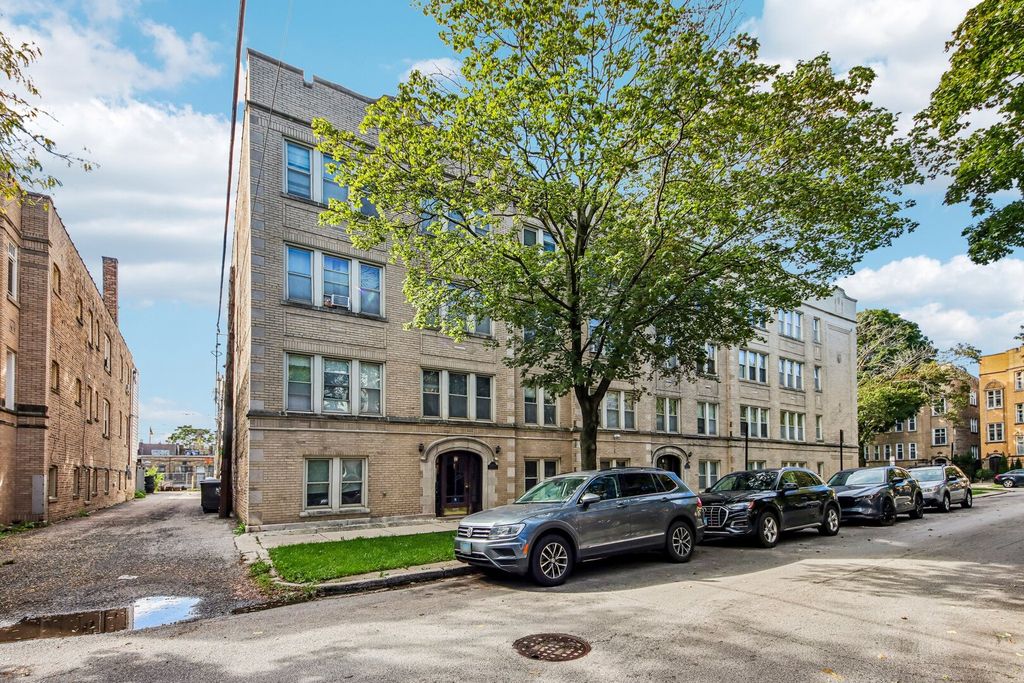 3257 W Olive Avenue 3, Chicago, IL 60659