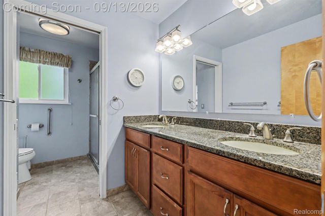 17491 Woodside Street, Livonia, MI 48152