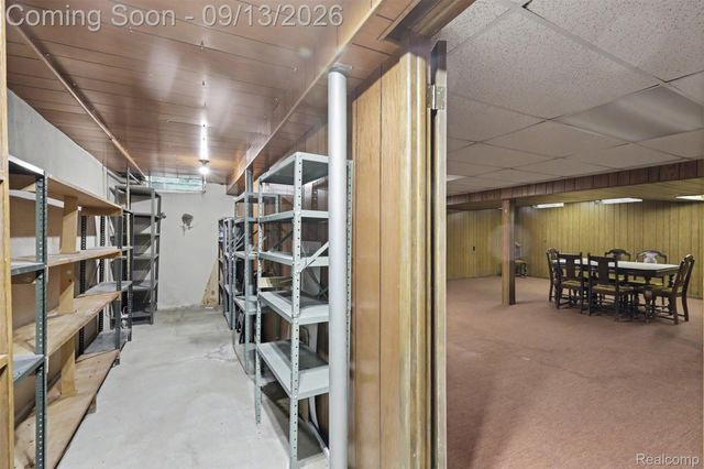 17491 Woodside Street, Livonia, MI 48152