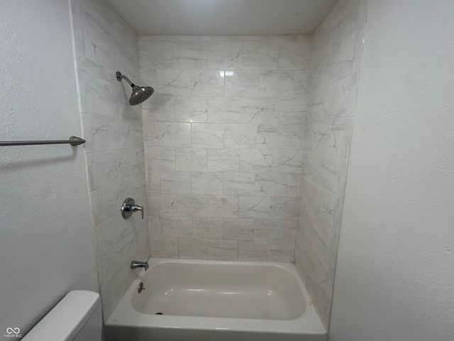 3302 E 42nd Street, Indianapolis, IN 46205