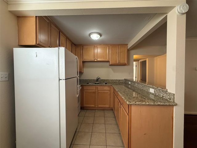 1530 Heights Boulevard 9, Houston, TX 77008