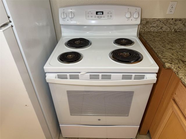 1530 Heights Boulevard 9, Houston, TX 77008