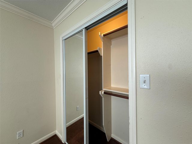 1530 Heights Boulevard 9, Houston, TX 77008