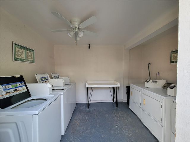 1530 Heights Boulevard 9, Houston, TX 77008