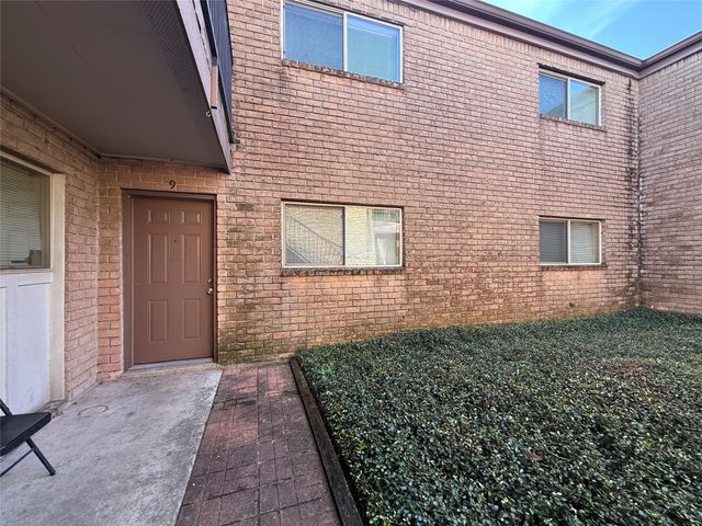 1530 Heights Boulevard 9, Houston, TX 77008