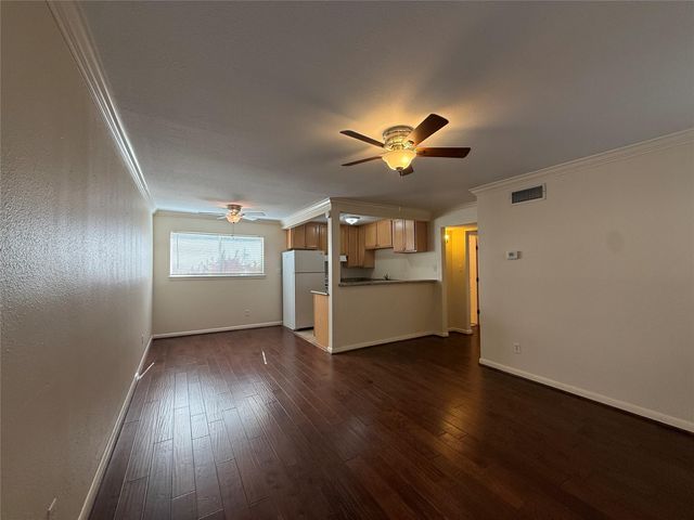 1530 Heights Boulevard 9, Houston, TX 77008