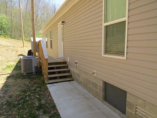 3590 KY 233, Gray, KY 40734