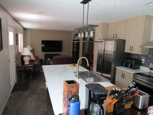 3590 KY 233, Gray, KY 40734