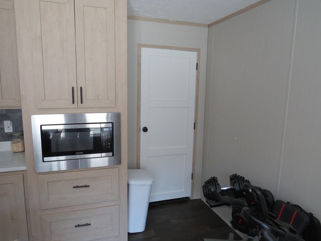 3590 KY 233, Gray, KY 40734