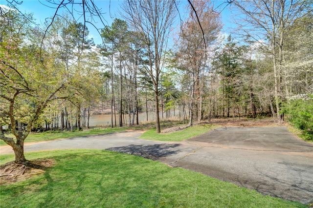 122 & 126 Island Drive, Six Mile, SC 29682