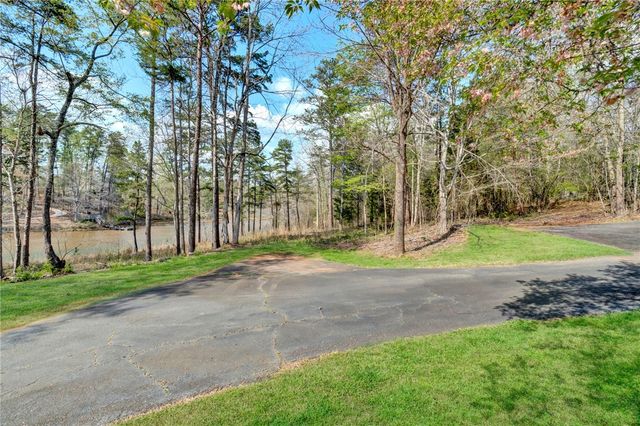 122 & 126 Island Drive, Six Mile, SC 29682