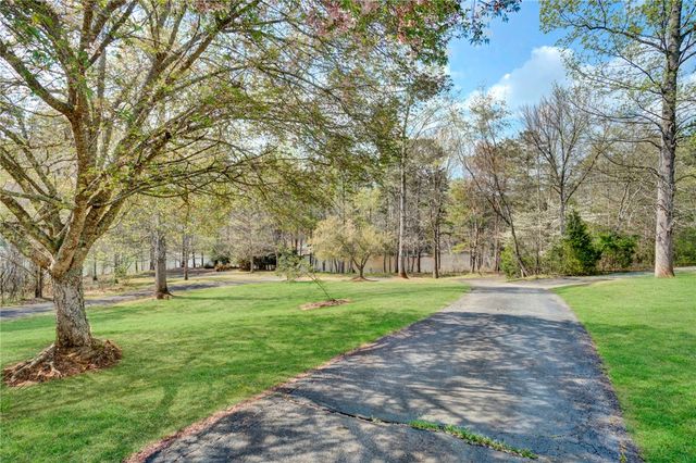 122 & 126 Island Drive, Six Mile, SC 29682