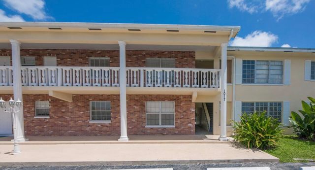 1017 NW 30TH Court 5, Wilton Manors, FL 33311