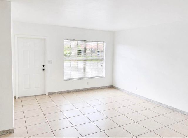 1017 NW 30TH Court 5, Wilton Manors, FL 33311