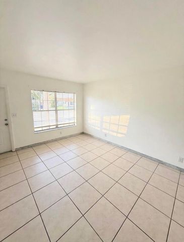 1017 NW 30TH Court 5, Wilton Manors, FL 33311