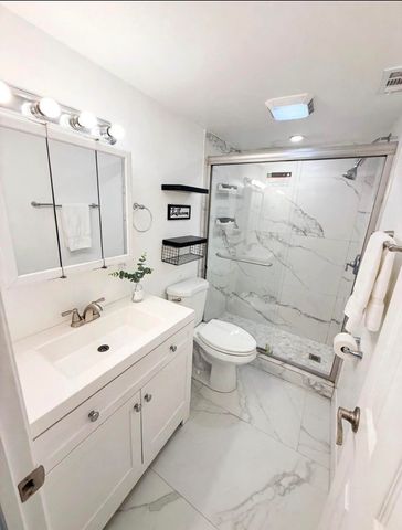 1017 NW 30TH Court 5, Wilton Manors, FL 33311