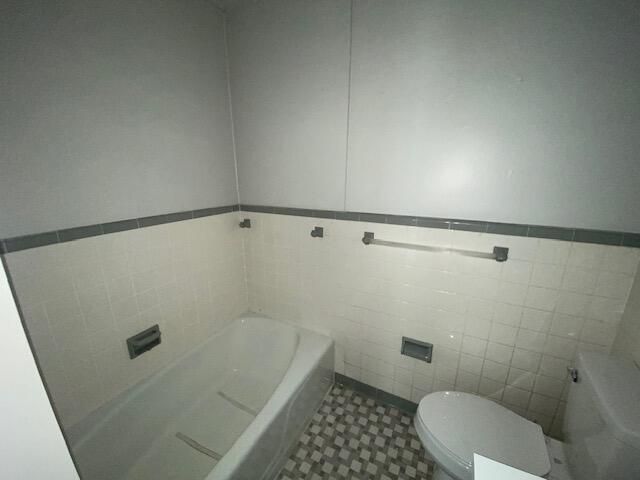 12139 Old Number Six Highway, Eutawville, SC 29048