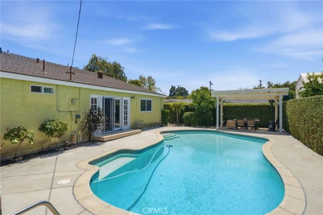 5021 Olga, Cypress, CA 90630