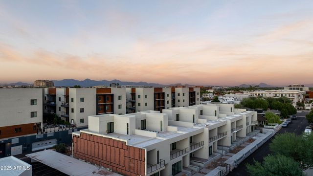 6920 E 1ST Street, Scottsdale, AZ 85251