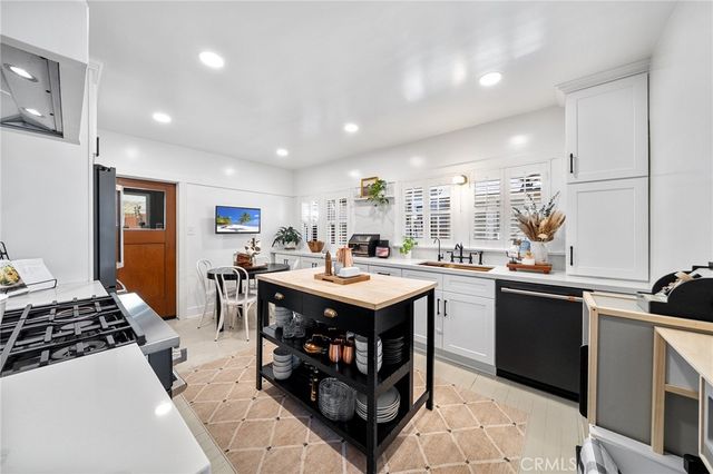 2333 3rd Street, La Verne, CA 91750