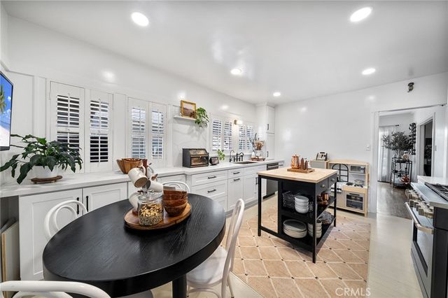 2333 3rd Street, La Verne, CA 91750