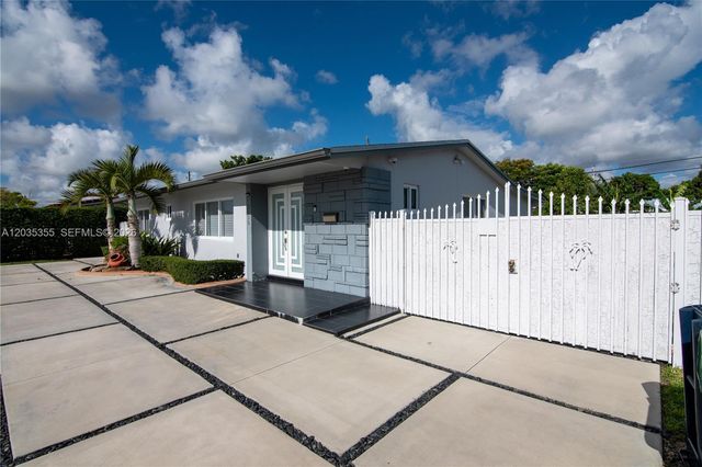 3030 SW 96th Ave, Miami, FL 33165