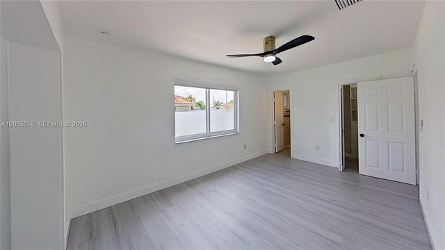3030 SW 96th Ave, Miami, FL 33165