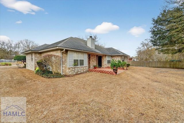 1111 Montclair Drive, Hinesville, GA 31313