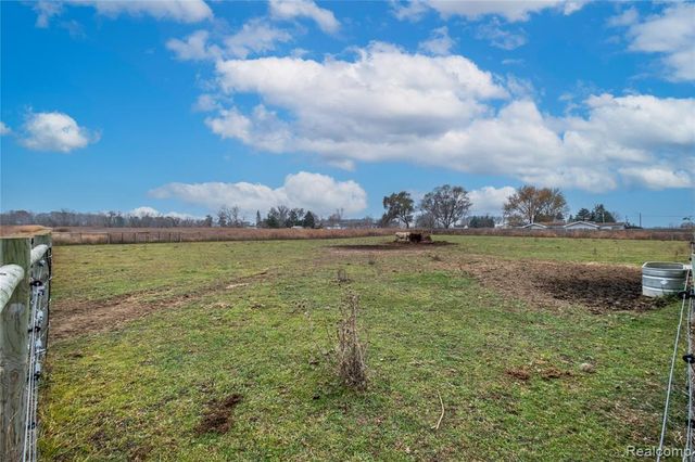 1907 Krouse Road, Owosso, MI 48867