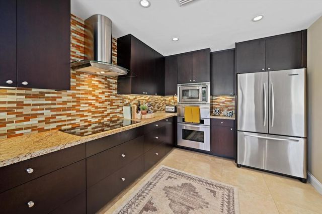 2063 S Pebble Beach Drive, Palm Springs, CA 92264