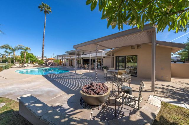 2063 S Pebble Beach Drive, Palm Springs, CA 92264